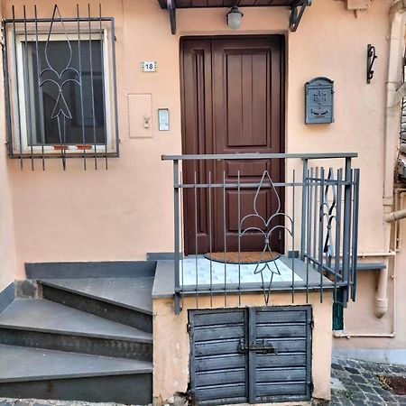 Piazza Varese Valentano Extérieur photo
