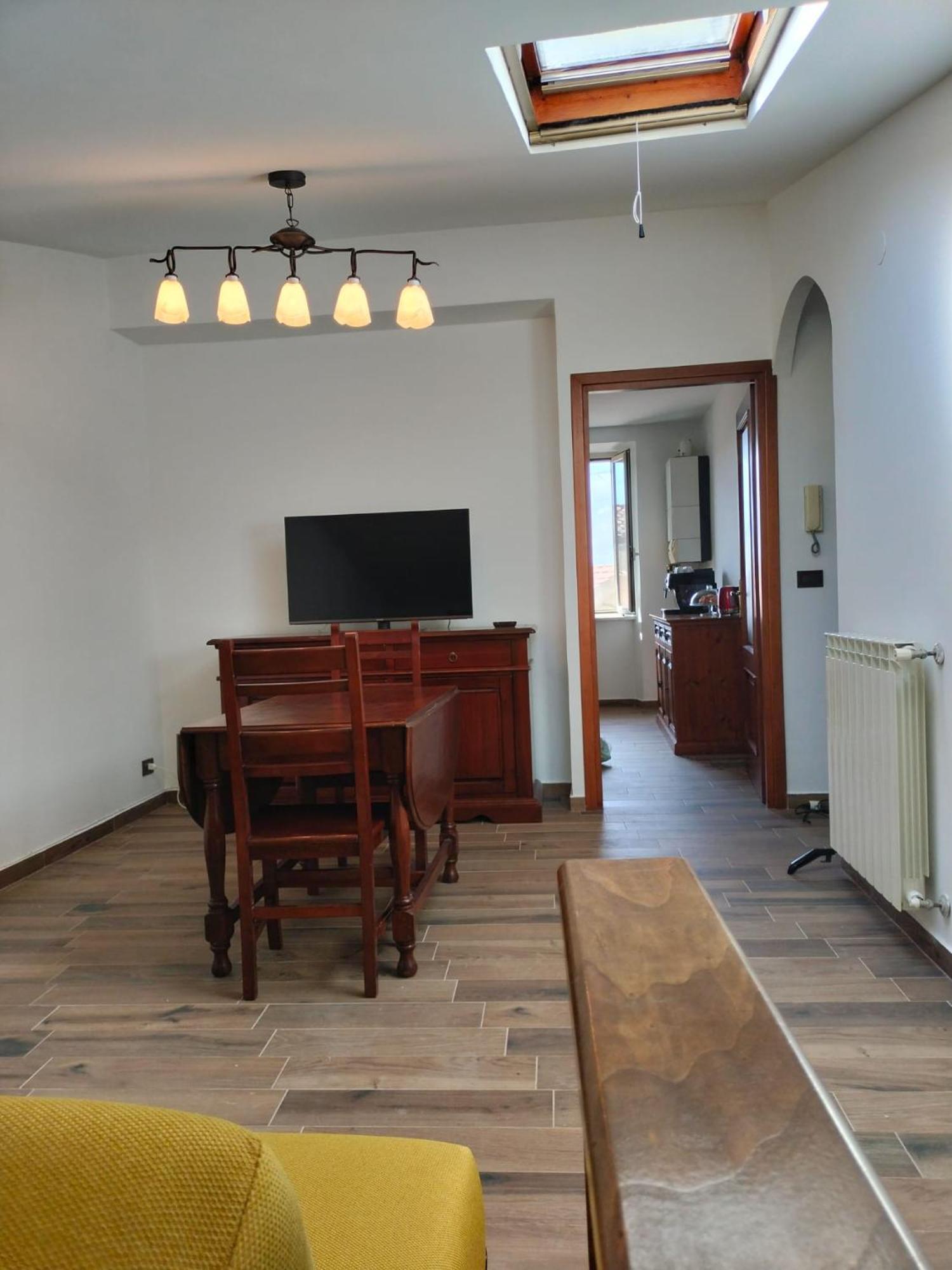 Piazza Varese Valentano Extérieur photo